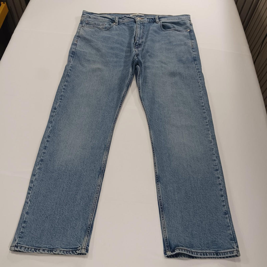 Signature Levi's Men's W42 L32 Fits (40×31) Cotton Blend Slim Straight Jeans