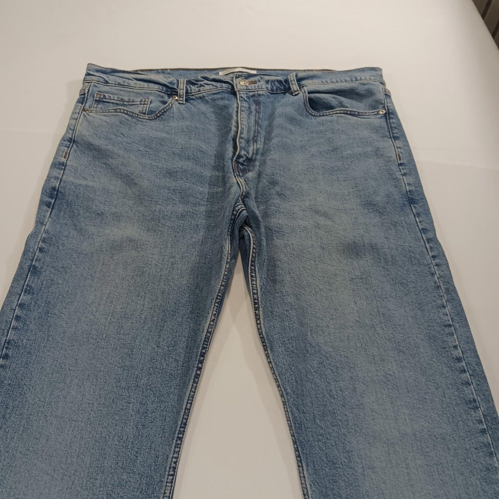 Signature Levi's Men's W42 L32 Fits (40×31) Cotton Blend Slim Straight Jeans