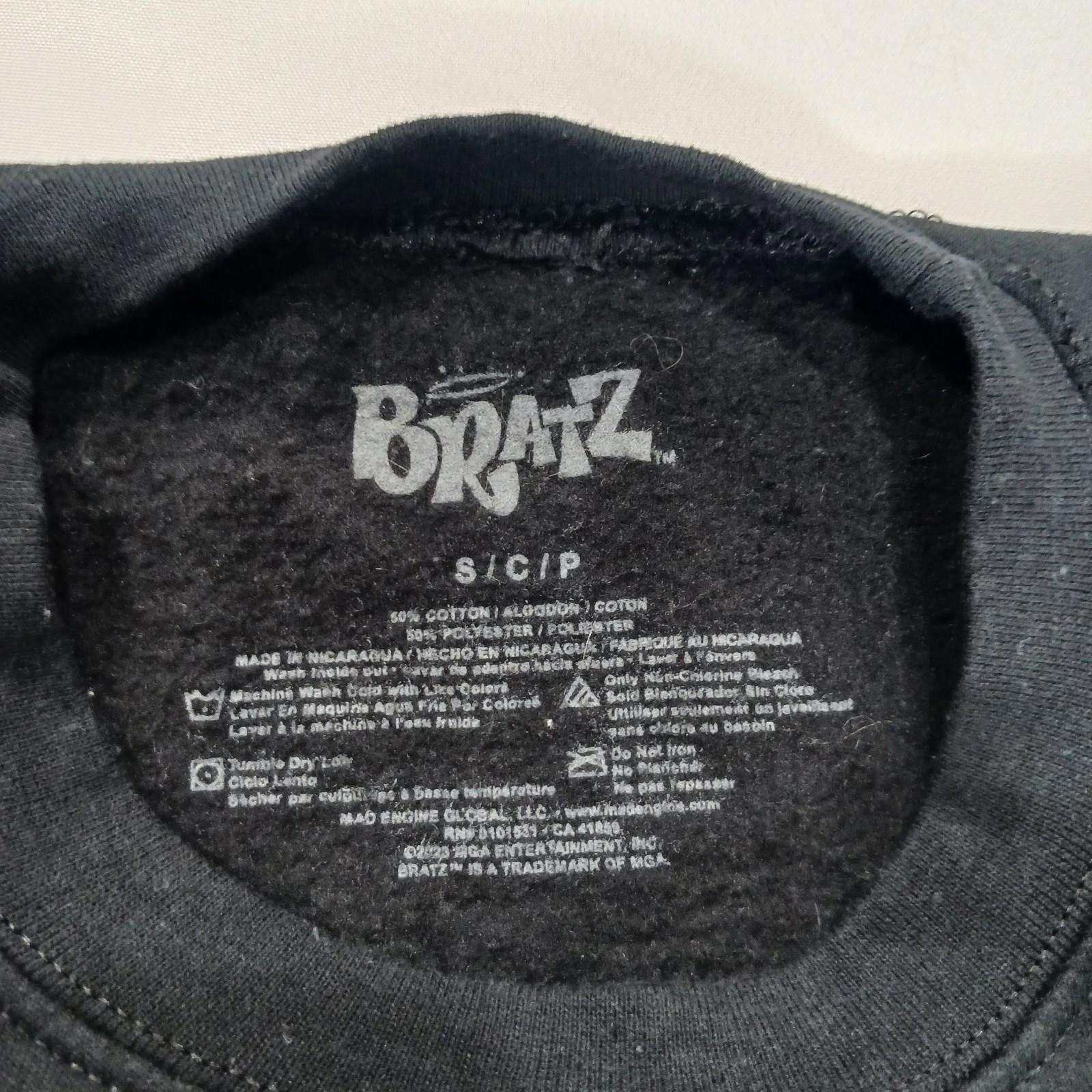 Bratz Dolls Women's Black Cotton Blend Pullover Graphic Sweatshirt Size Small