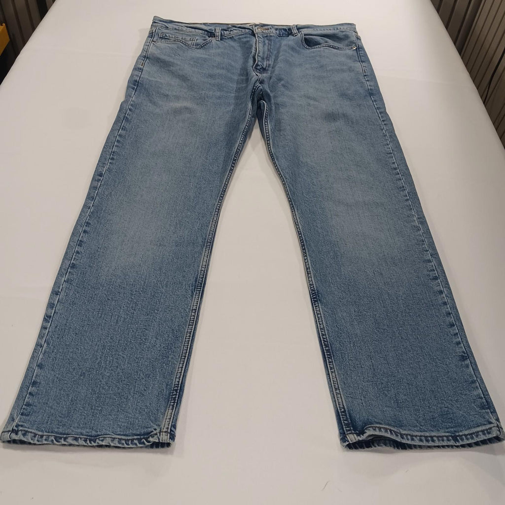 Signature Levi's Men's W42 L32 Fits (40×31) Cotton Blend Slim Straight Jeans